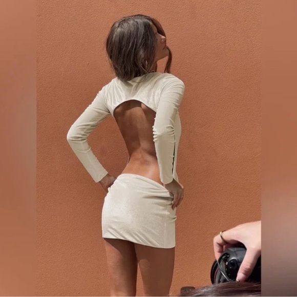 Chalene Velour Mini Dress Cream. New w/ tags. - Picture 3 of 6